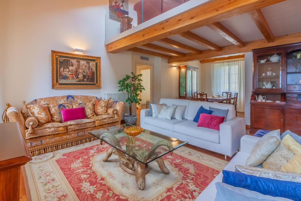 Appartamento Aglaia Luxury Lake View By Wonderful Italy Abbadia Lariana Esterno foto
