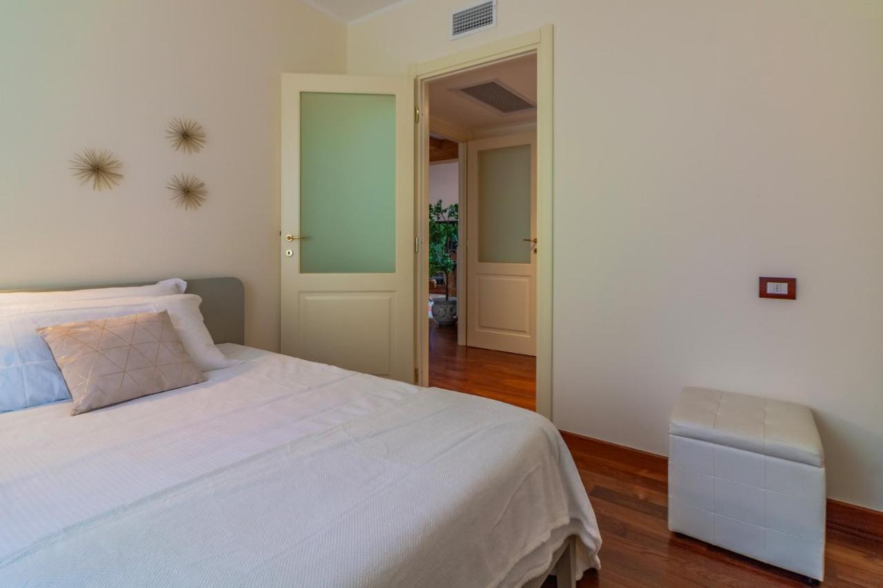 Appartamento Aglaia Luxury Lake View By Wonderful Italy Abbadia Lariana Esterno foto